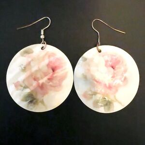 Vintage Mother Of Pearl shell Hand painted roses floral drop dangle Earrings